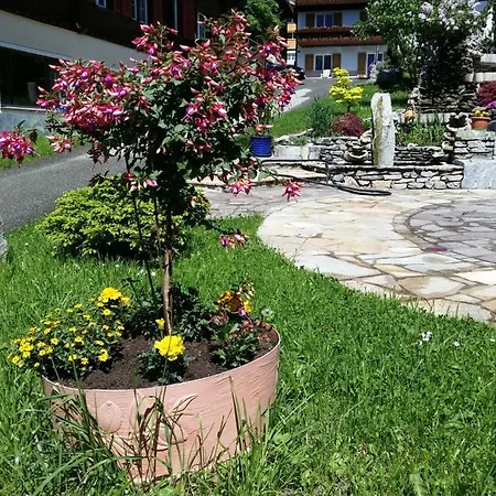Apartment Casa Larisch Sedrun