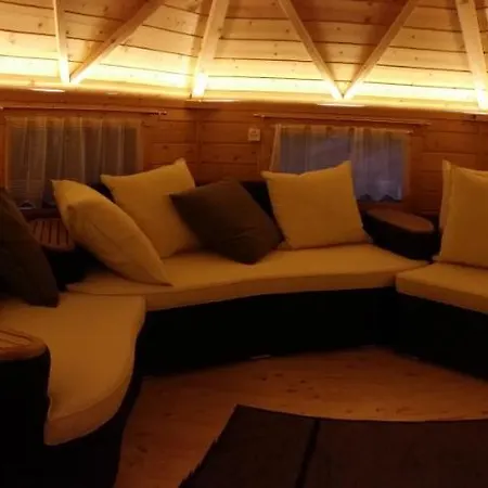 شقة Casa Larisch *